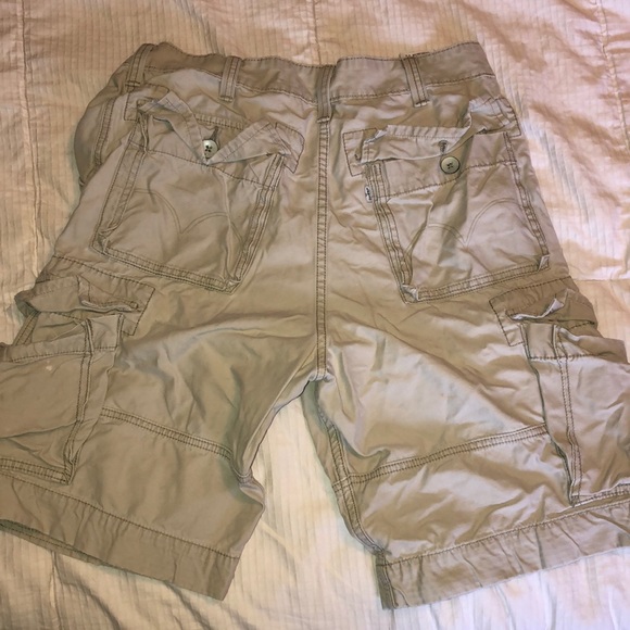 Khaki Levi Cargo Shorts - Picture 4 of 5